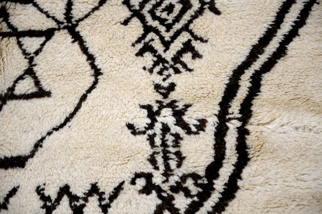 Khamsa Custom Moroccan Rugs Made